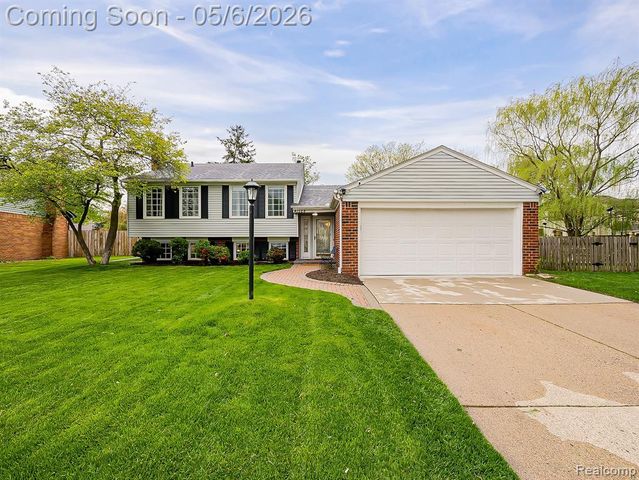 41528 Greenwood Court, Canton, MI 48187