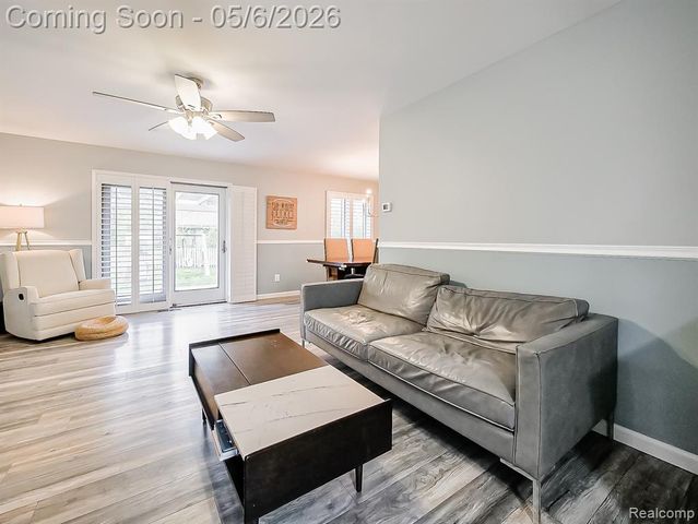 41528 Greenwood Court, Canton, MI 48187