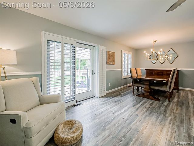 41528 Greenwood Court, Canton, MI 48187