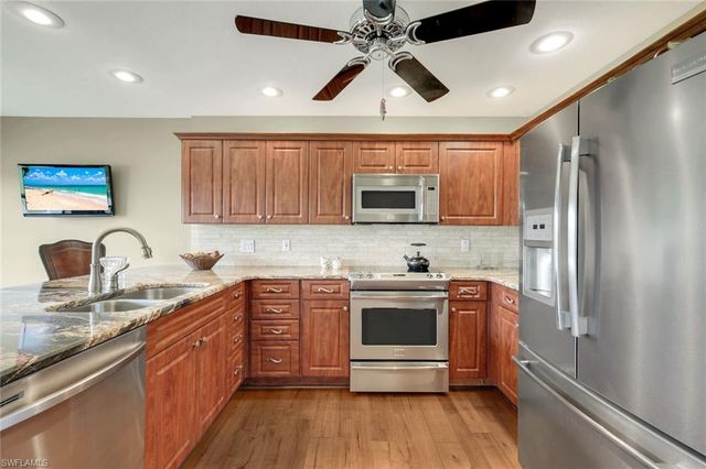 16301 Fairway Woods DR 805, Fort Myers, FL 33908