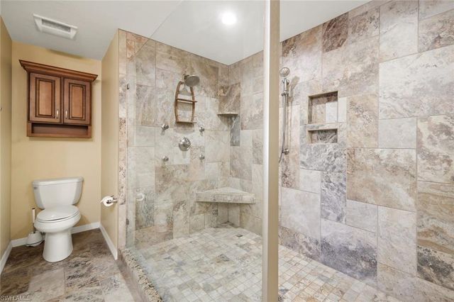 16301 Fairway Woods DR 805, Fort Myers, FL 33908