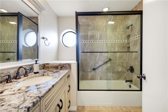 16301 Fairway Woods DR 805, Fort Myers, FL 33908