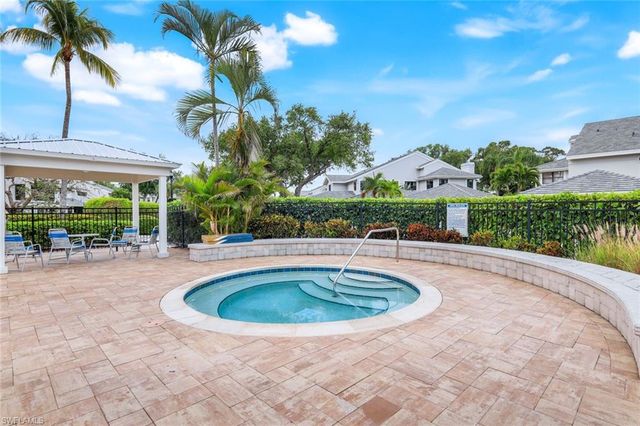 16301 Fairway Woods DR 805, Fort Myers, FL 33908