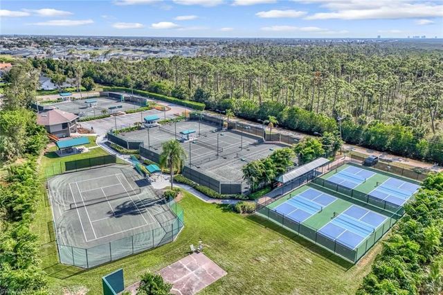 16301 Fairway Woods DR 805, Fort Myers, FL 33908