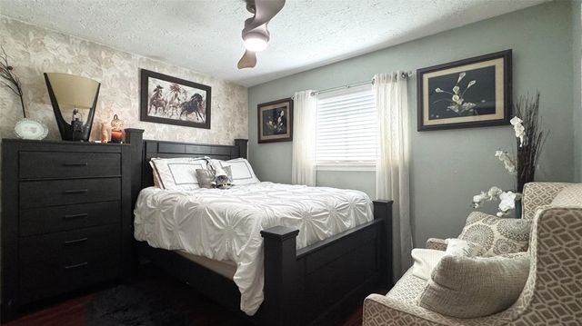 24015 Spring Briar Lane, Spring, TX 77373