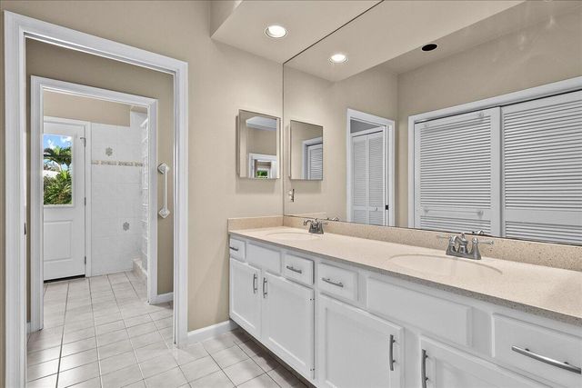 9953 SE Mahogany Way, Jupiter, FL 33469