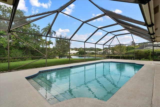 9953 SE Mahogany Way, Jupiter, FL 33469