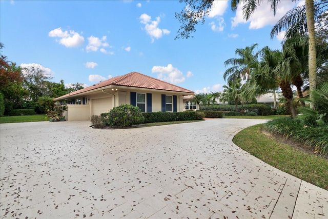 9953 SE Mahogany Way, Jupiter, FL 33469
