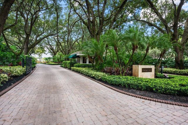 9953 SE Mahogany Way, Jupiter, FL 33469