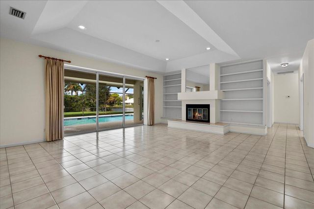 9953 SE Mahogany Way, Jupiter, FL 33469