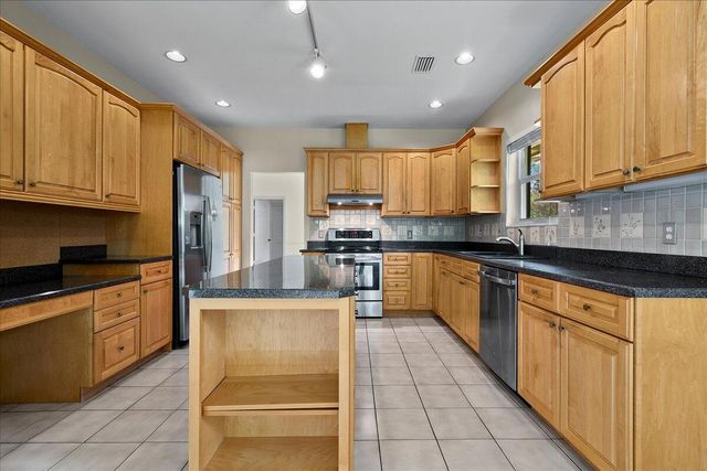 9953 SE Mahogany Way, Jupiter, FL 33469