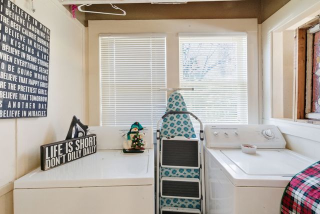 203 E Oak Street, Weatherford, TX 76086