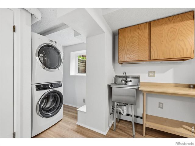 556 Grant Avenue, Louisville, CO 80027