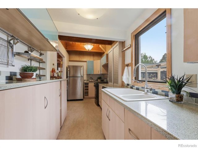 556 Grant Avenue, Louisville, CO 80027