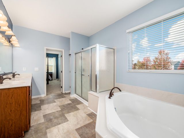 8254 Tricia Price Drive, Powell, OH 43065