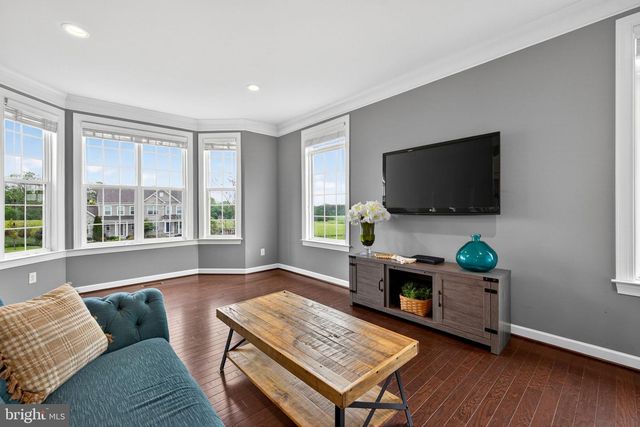 15117 GRACE PL, Waterford, VA 20197