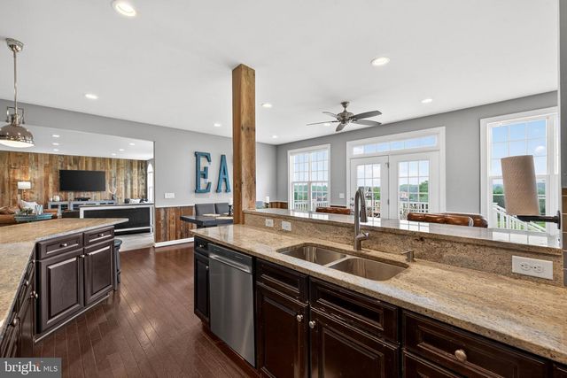 15117 GRACE PL, Waterford, VA 20197