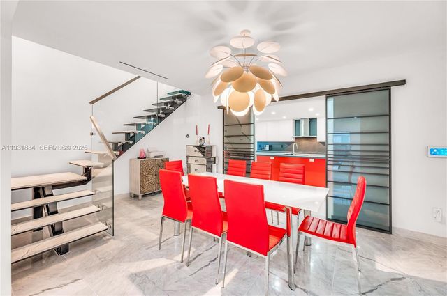 4321 Nautilus Dr, Miami Beach, FL 33140