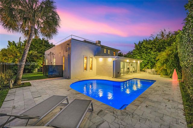 4321 Nautilus Dr, Miami Beach, FL 33140