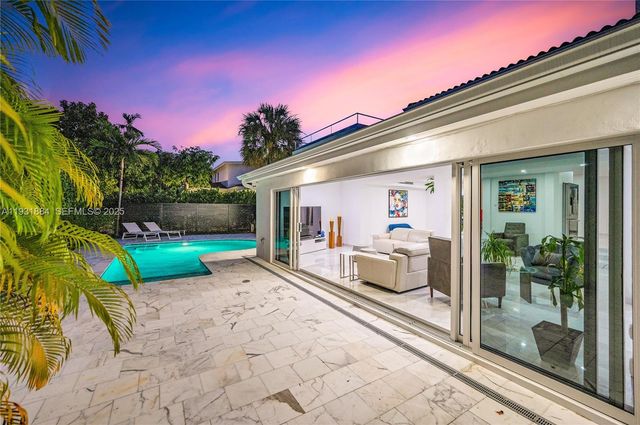 4321 Nautilus Dr, Miami Beach, FL 33140