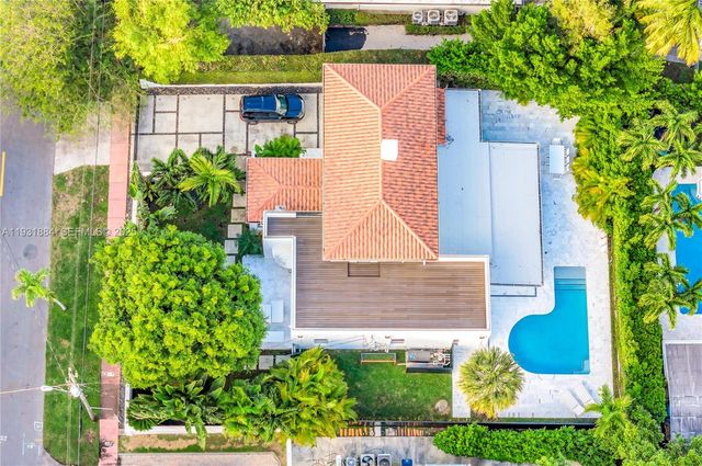 4321 Nautilus Dr, Miami Beach, FL 33140