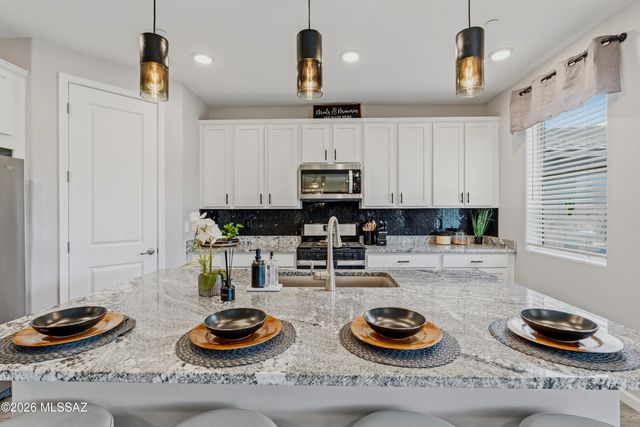 10757 W Whitehall Drive, Marana, AZ 85653