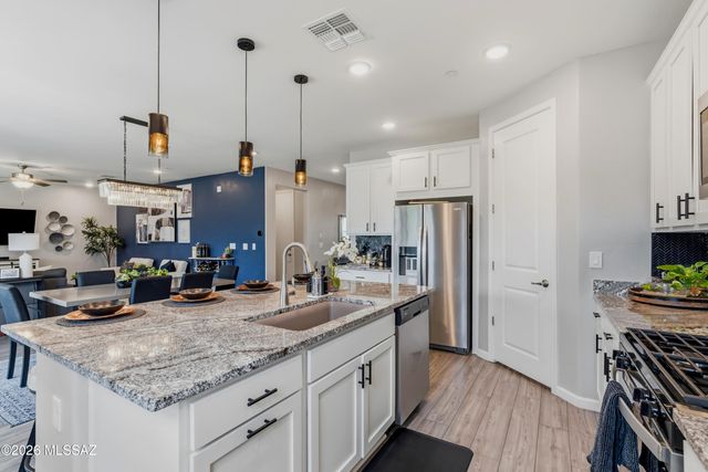 10757 W Whitehall Drive, Marana, AZ 85653