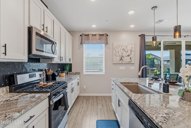 10757 W Whitehall Drive, Marana, AZ 85653