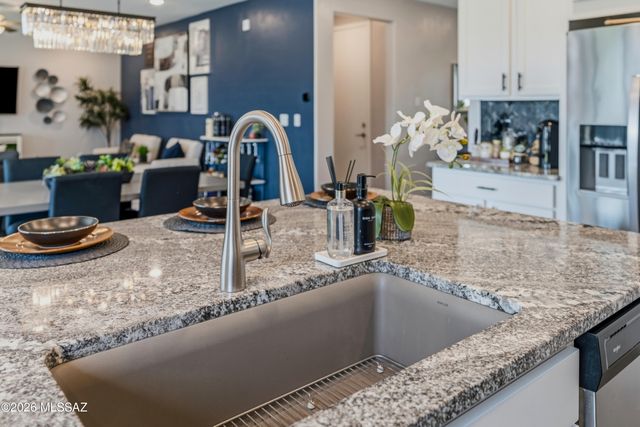 10757 W Whitehall Drive, Marana, AZ 85653