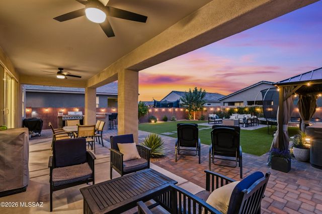10757 W Whitehall Drive, Marana, AZ 85653