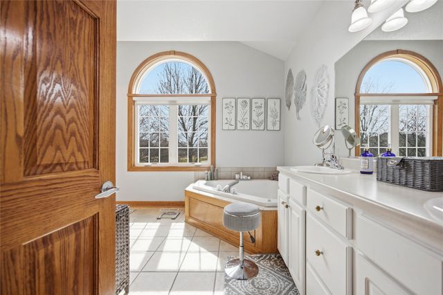 506 NE 19th Court, Ankeny, IA 50021