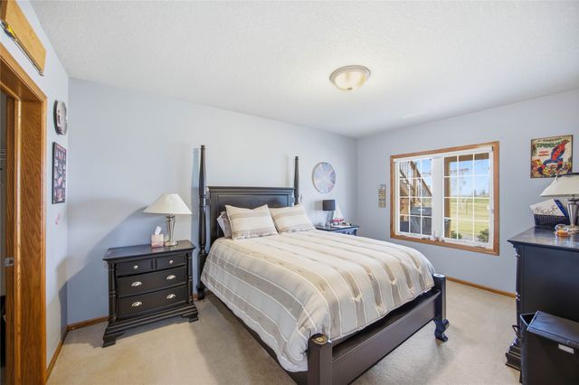 506 NE 19th Court, Ankeny, IA 50021