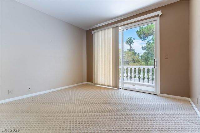 8240 Horseshoe Bend Lane, Las Vegas, NV 89113