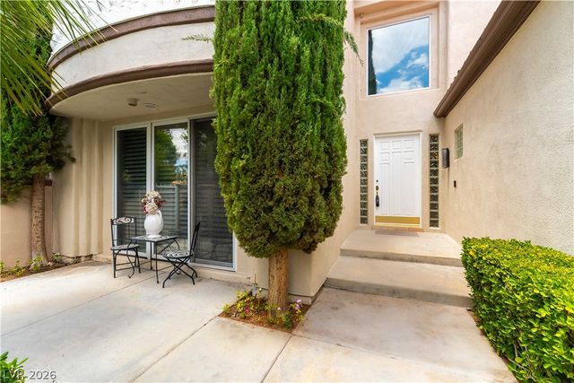 8240 Horseshoe Bend Lane, Las Vegas, NV 89113