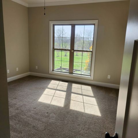 639 Blue Water Dr, Cookeville, TN 38506