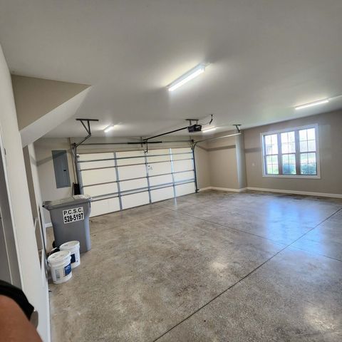 639 Blue Water Dr, Cookeville, TN 38506