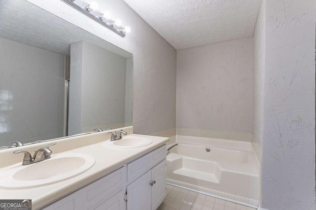 3094 Calumet Circle NW, Kennesaw, GA 30152