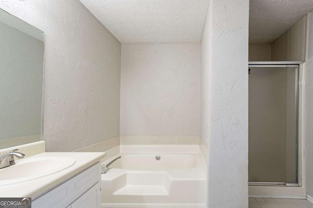 3094 Calumet Circle NW, Kennesaw, GA 30152