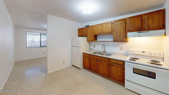 840 W Iowa Street, Tucson, AZ 85706