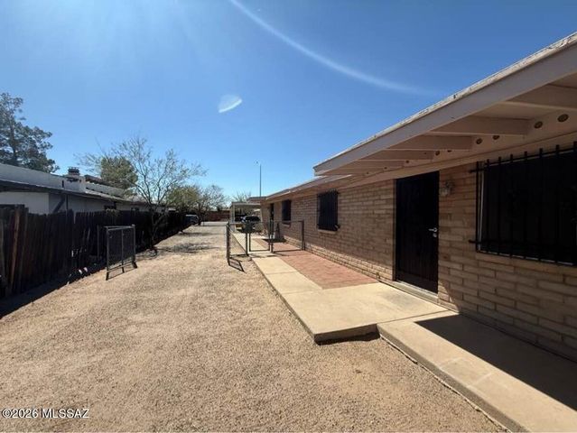 840 W Iowa Street, Tucson, AZ 85706