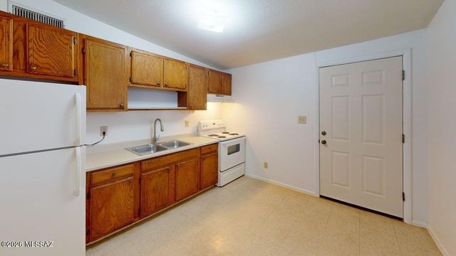 840 W Iowa Street, Tucson, AZ 85706