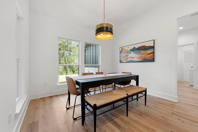 130 Crazy Horse Drive, Brookeland, TX 75931