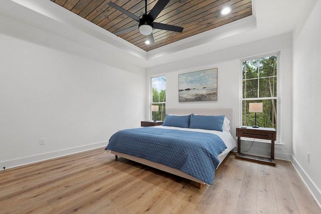 130 Crazy Horse Drive, Brookeland, TX 75931