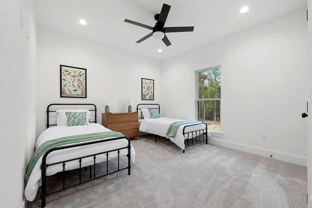 130 Crazy Horse Drive, Brookeland, TX 75931