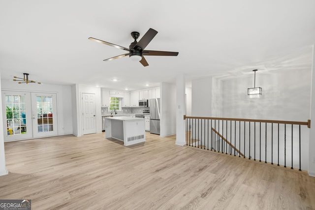 106 Village Court, Woodstock, GA 30188