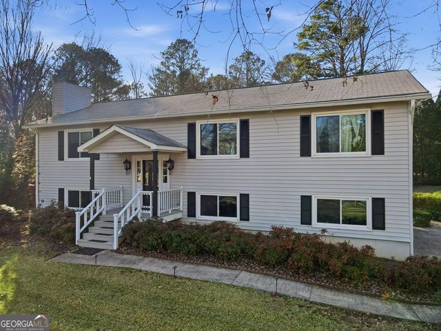 106 Village Court, Woodstock, GA 30188