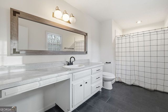 106 Village Court, Woodstock, GA 30188