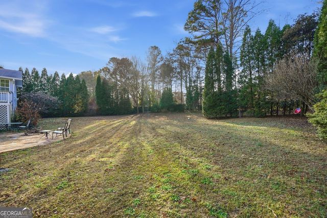 106 Village Court, Woodstock, GA 30188