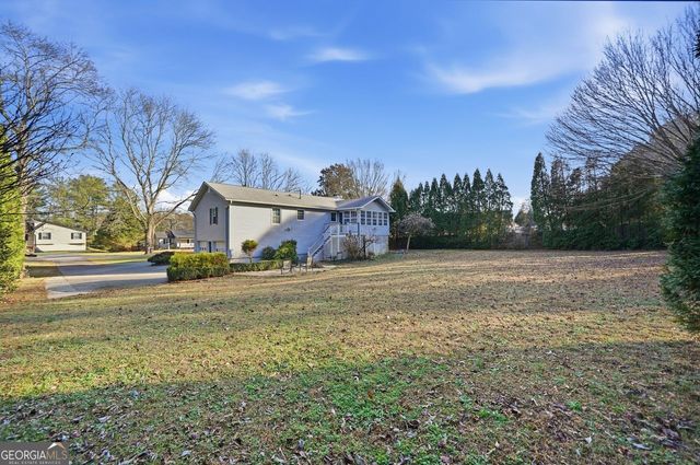 106 Village Court, Woodstock, GA 30188