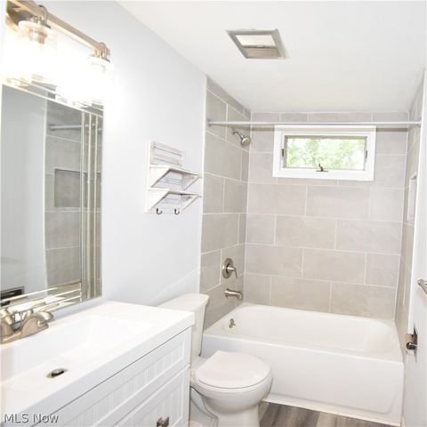 143 Camrose Drive, Niles, OH 44446